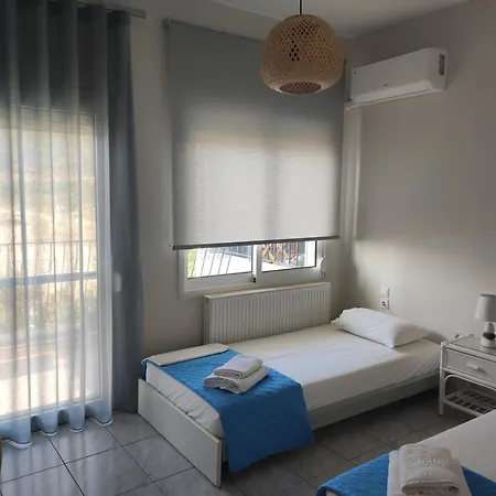 Maries Seaside Apartament