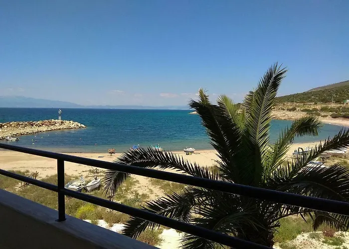 Maries Seaside